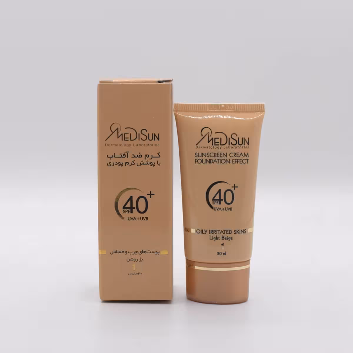 کرم ضد آفتاب مدیسان SPF40 مخصوص پوست حساس و چرب با پوشش کرم پودری بژ طبیعی