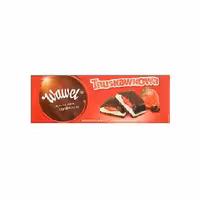 شکلات با مغز کرم توت فرنگی واول Wawel