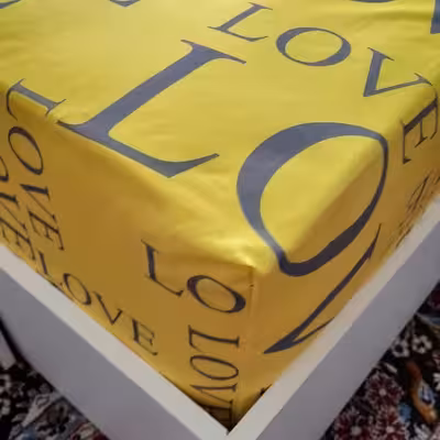 سرویس ملحفه مدل کشدار طرح لاو کد ni03 یک نفره دو تکه