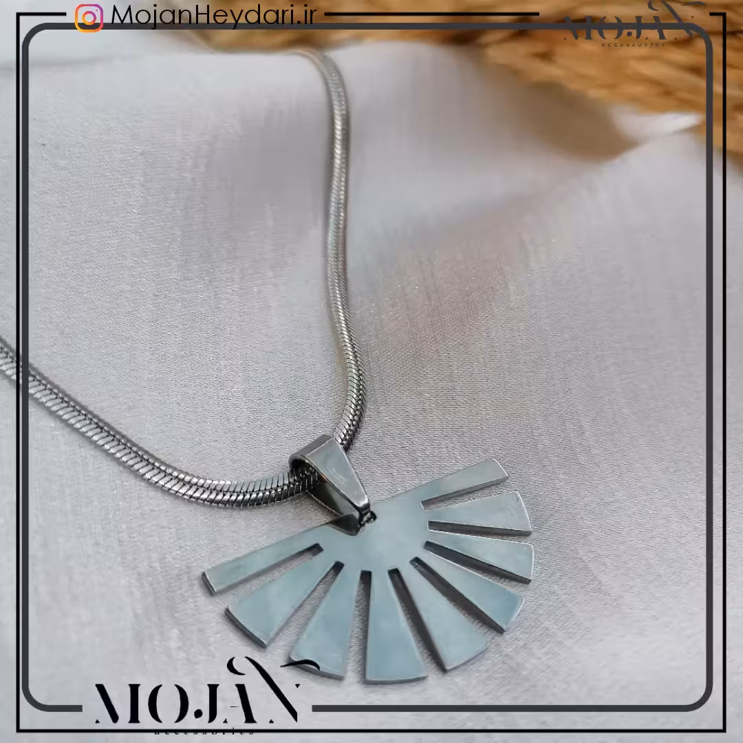 پلاک استیل طرح خورشید با زنجیر ماری کد 005