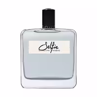 عطر الفکتیو استودیو سلفی