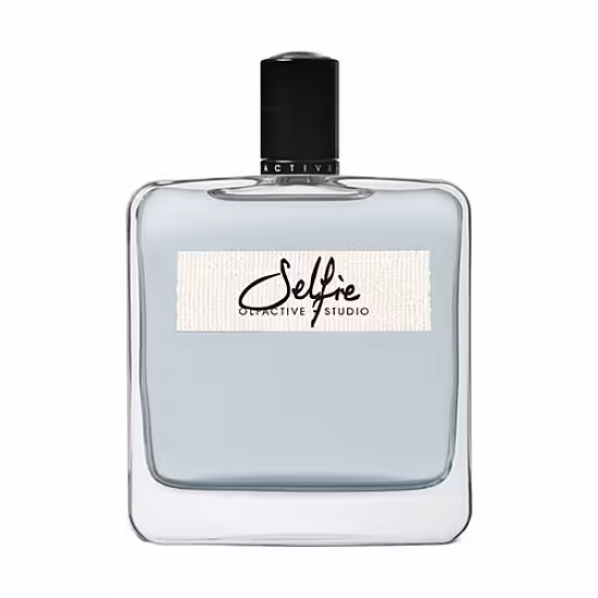 عطر الفکتیو استودیو سلفی