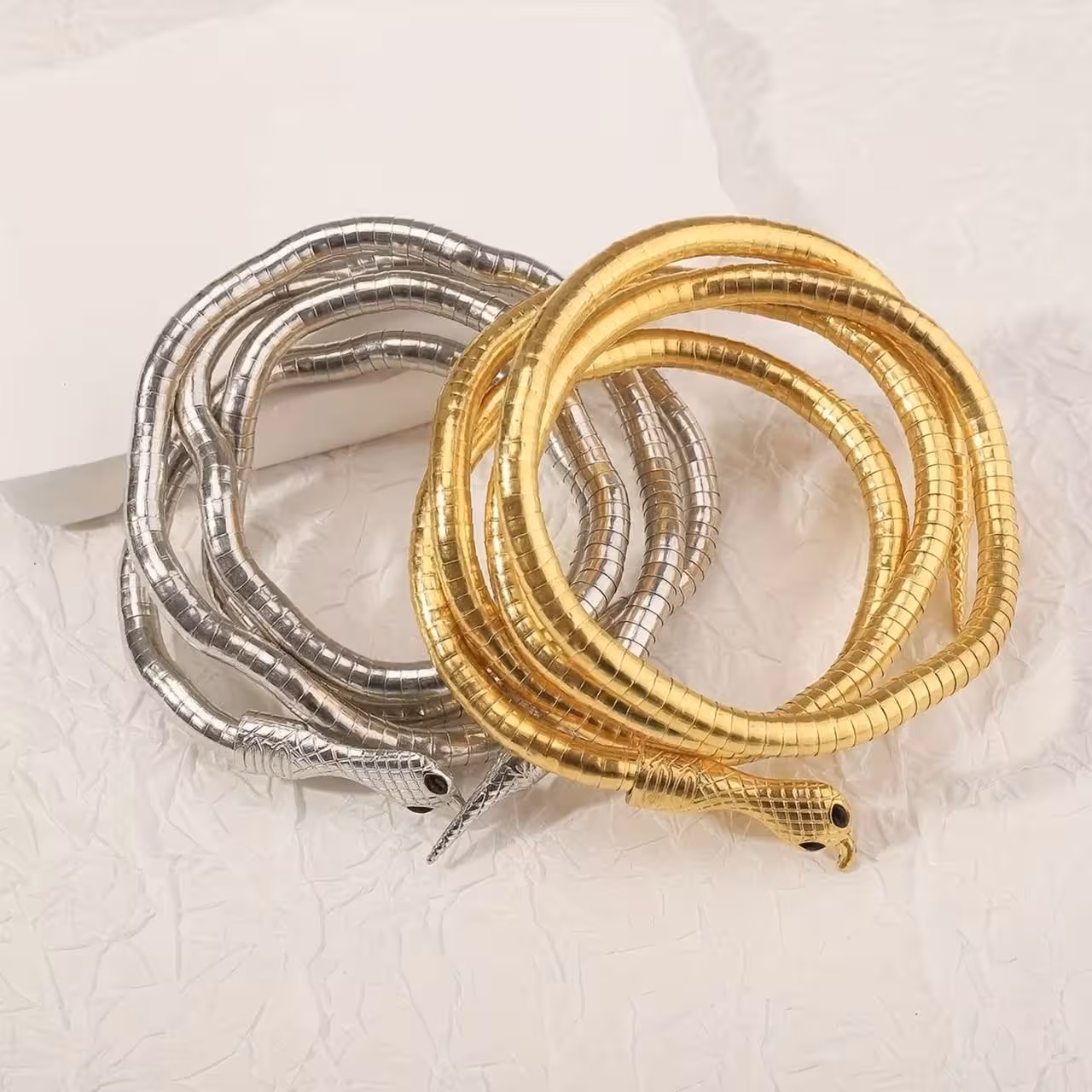مار منعطف