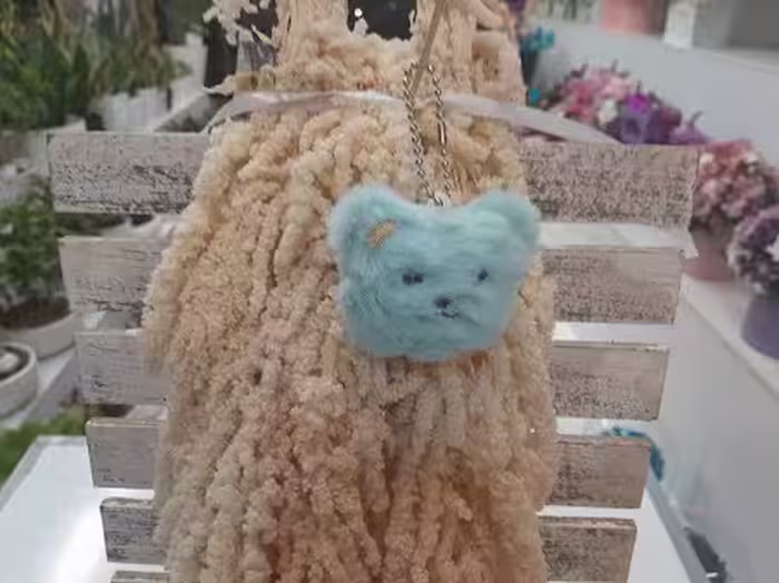 عروسک آویزی خرس گردالی آبی