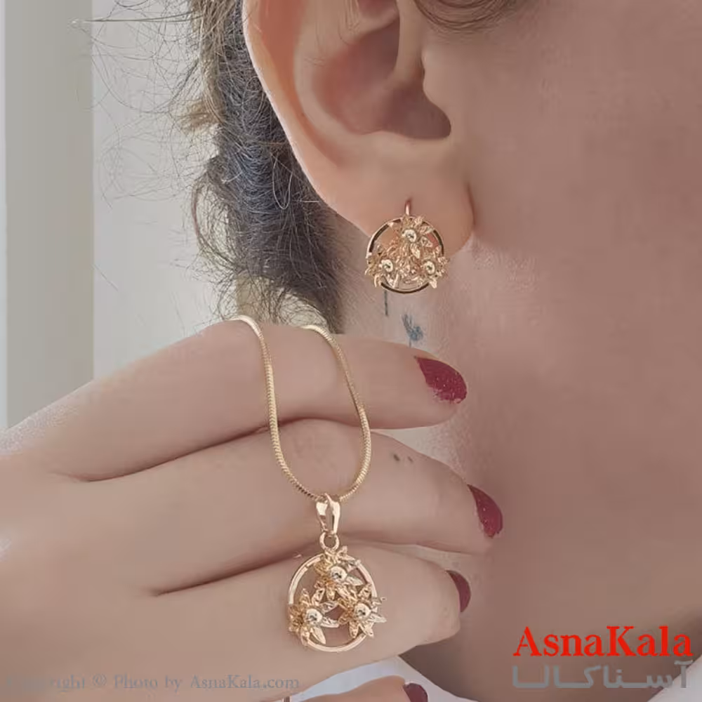 نیم ست زنانه ژوپینگ مدل حلقه گل شامل گوشواره و گردنبند کد NIM14667W