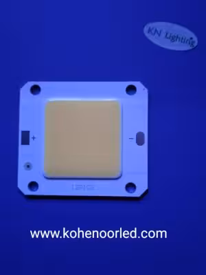 ال ای دی 50 وات رشد و گلدهی گیاهان فول اسپکتروم 30 ولت 380-840 نانومتر