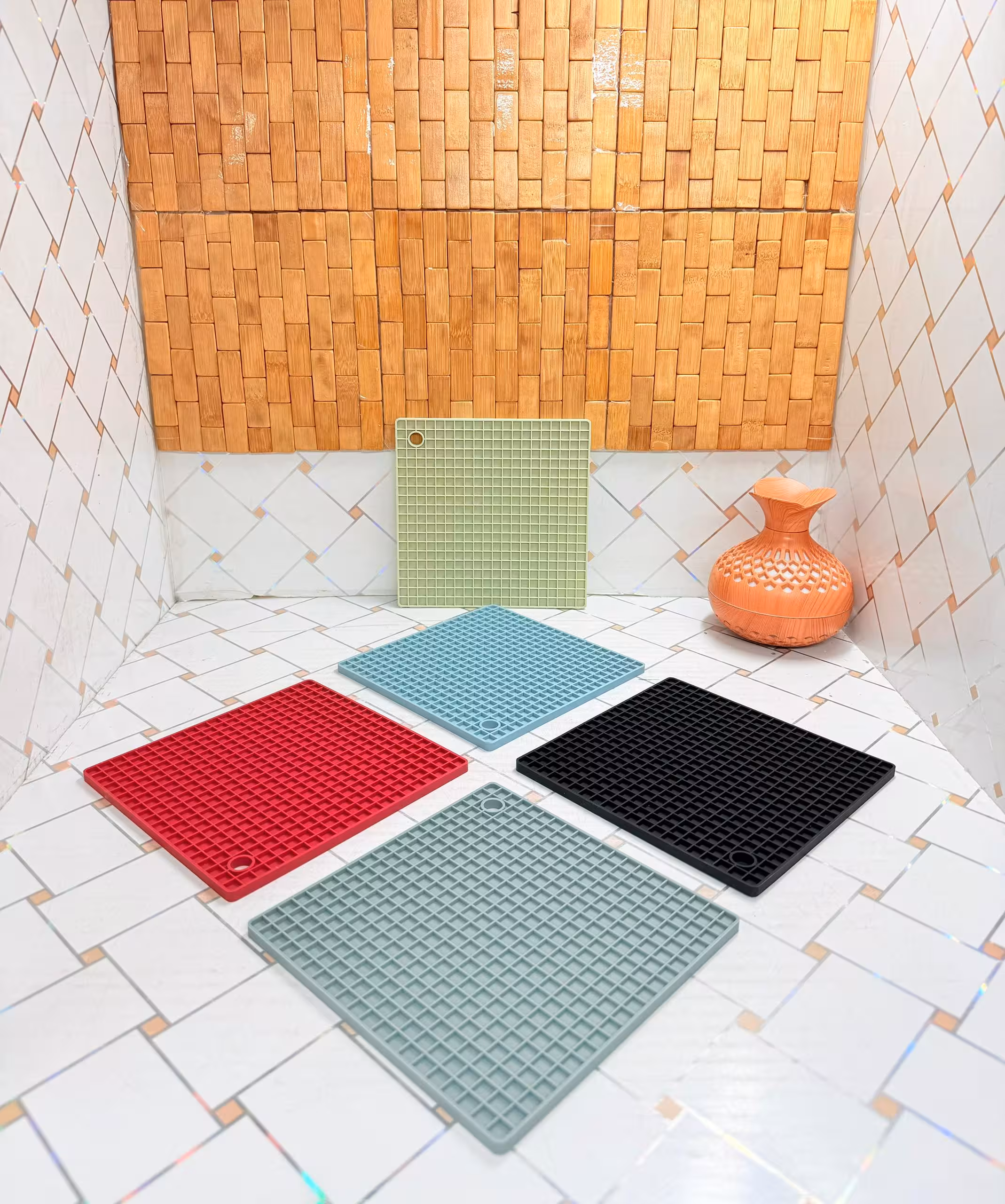 زیر دیگی سیلیکونی مربع نسوز تا دمای 230درجه سایز 18 × 18