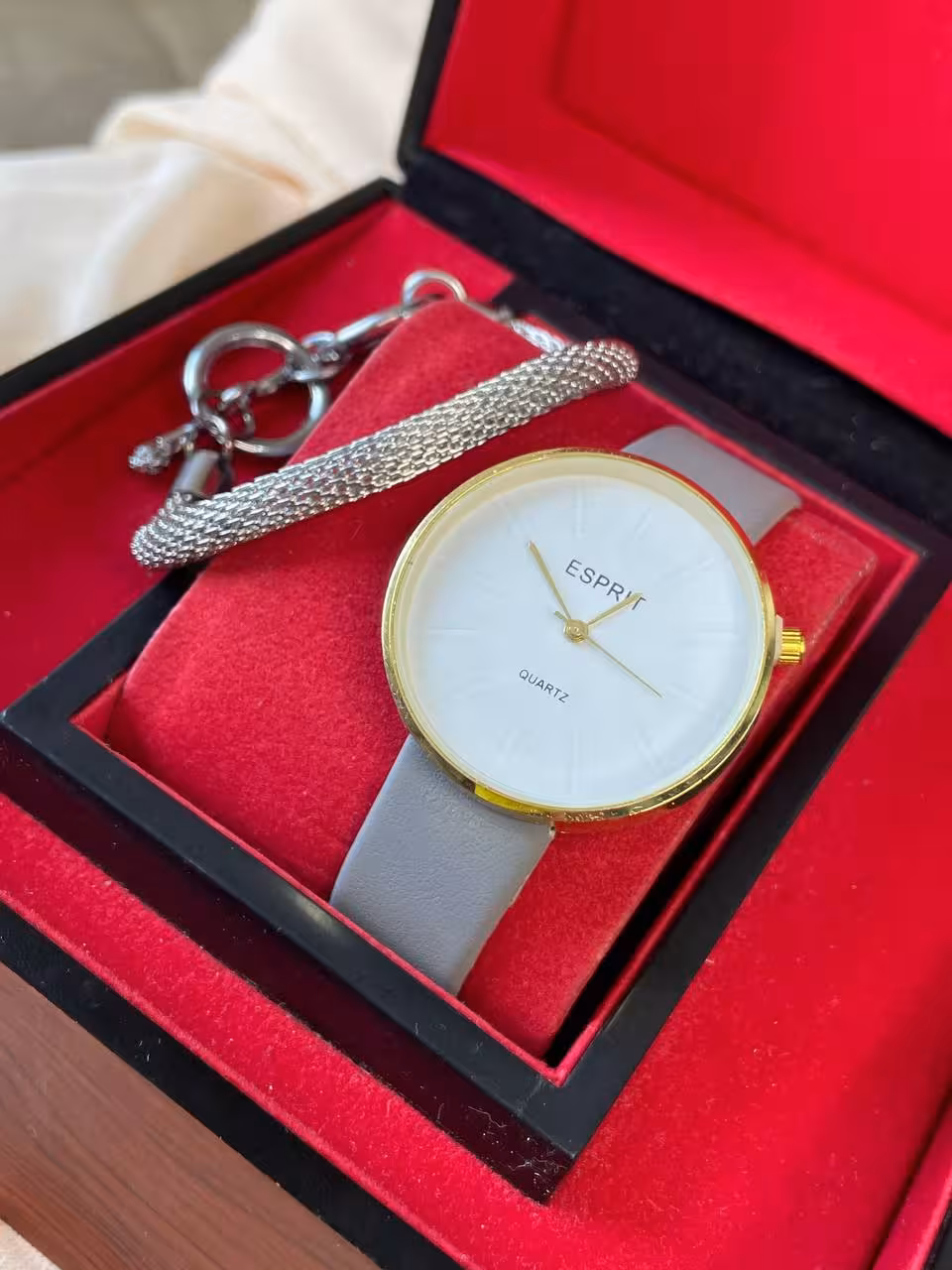 ست ساعت اسپریت