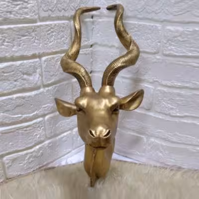 کله گوزن دیواری