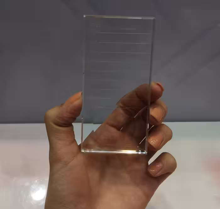 آی پد شیشه ای کریستالی مژه آیپد