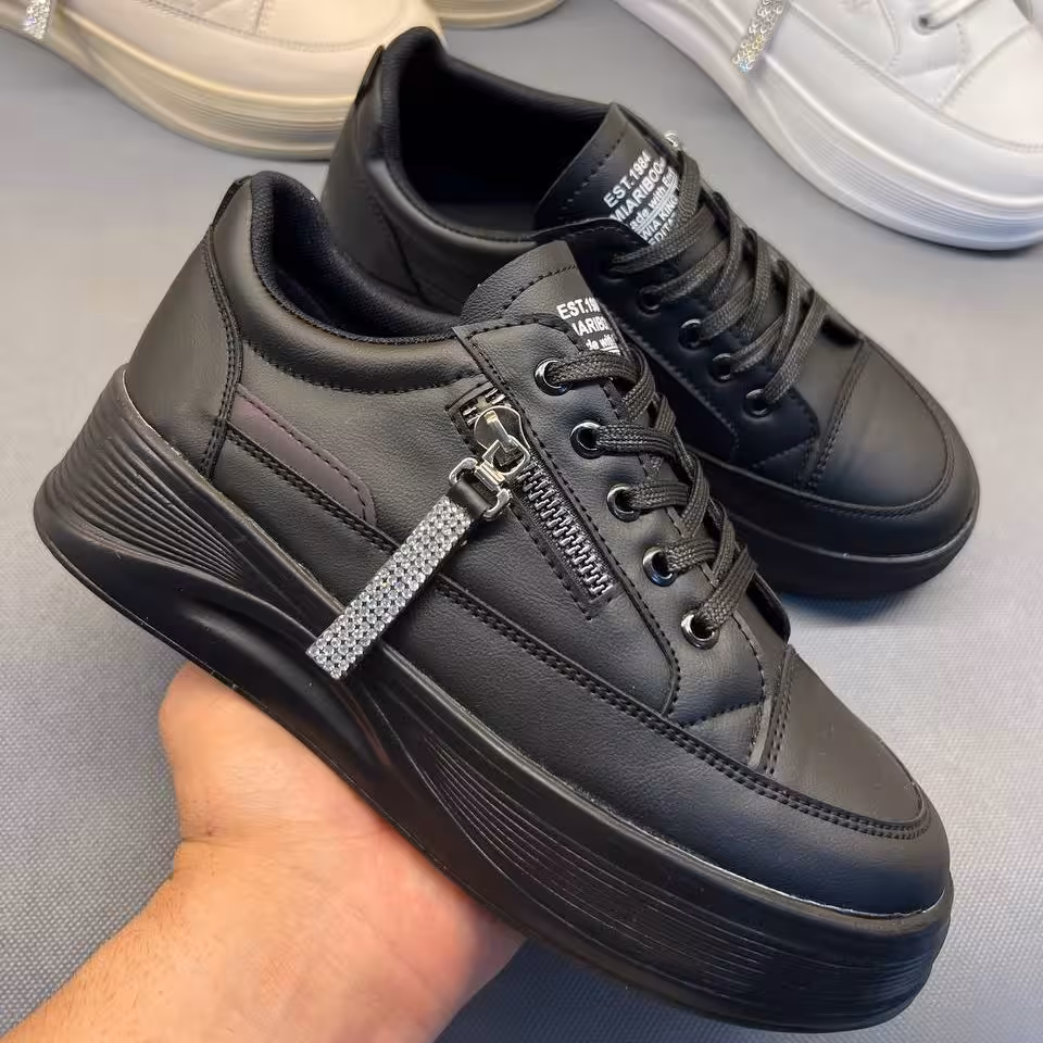 کفش اسپورت زنانه دخترانه کفش کتانی لاکچری دخترونه کفش اسپرت دخترانه زنانه کفش اسپورت لژدار