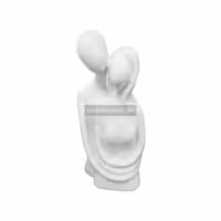 مجسمه سنگی آغوش