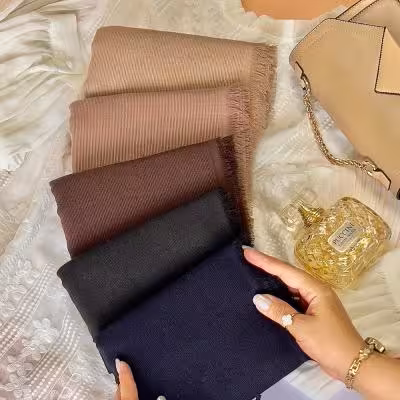 شال حصیری لبه ریش در رنگبندی زیبا