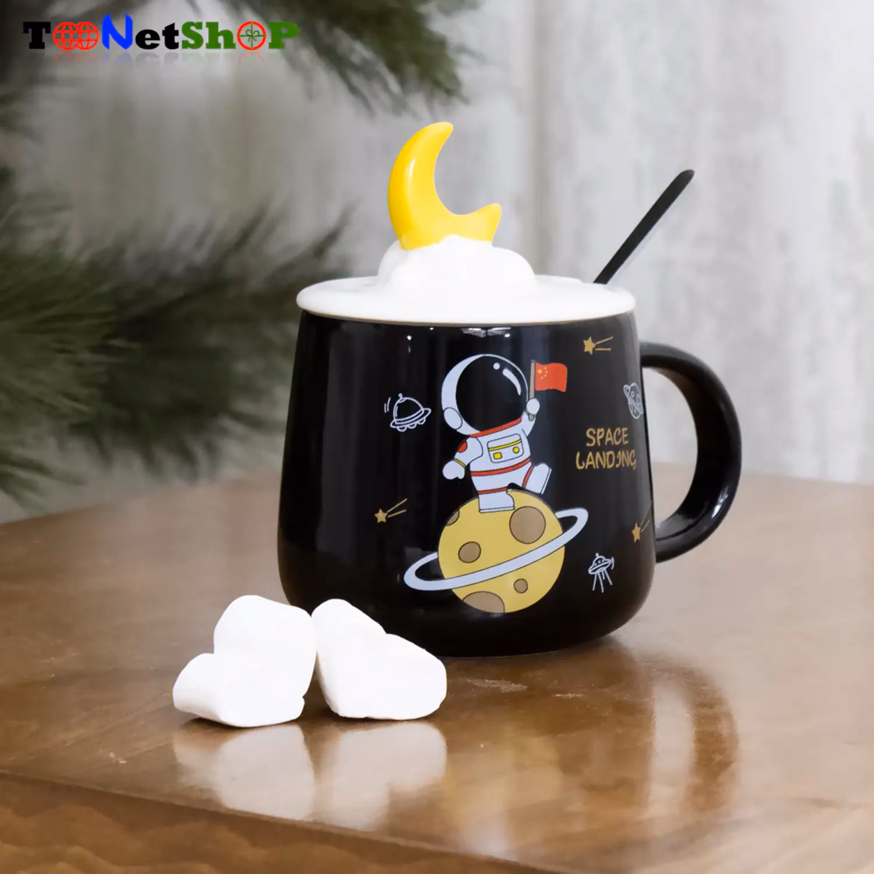 ماگ سرامیکی درب دار مدل space landing رنگ مشکی