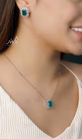 💍نیم ست جواهری بسیار خاص با نگین زمرد نقره عیار 925 (N_4232)‌‌‌‌‌‌