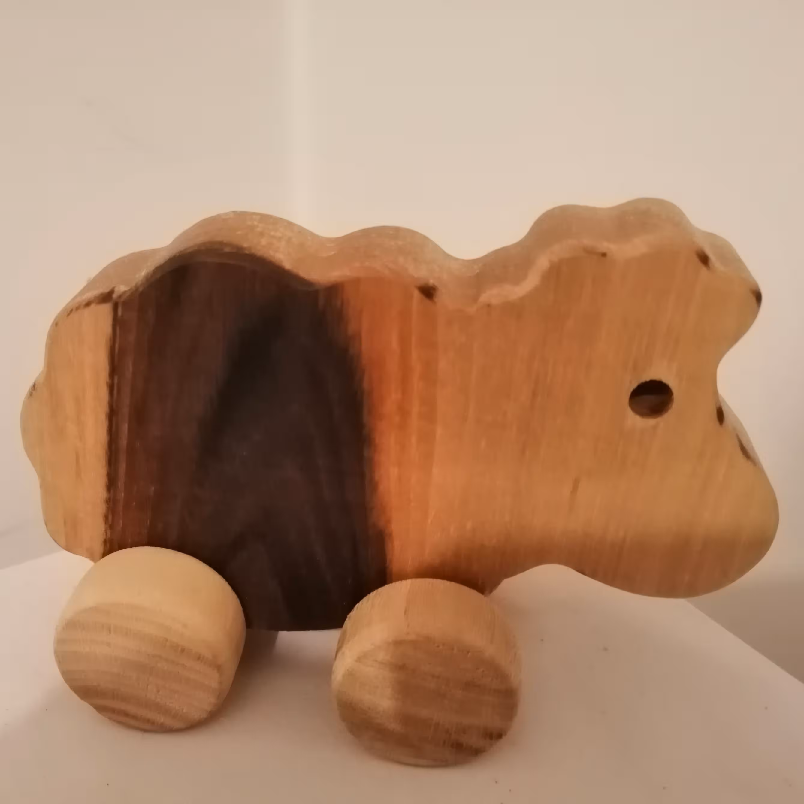 ببعی اسباب بازی چوبی