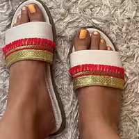 دمپایی و صندل سوزن دوزی