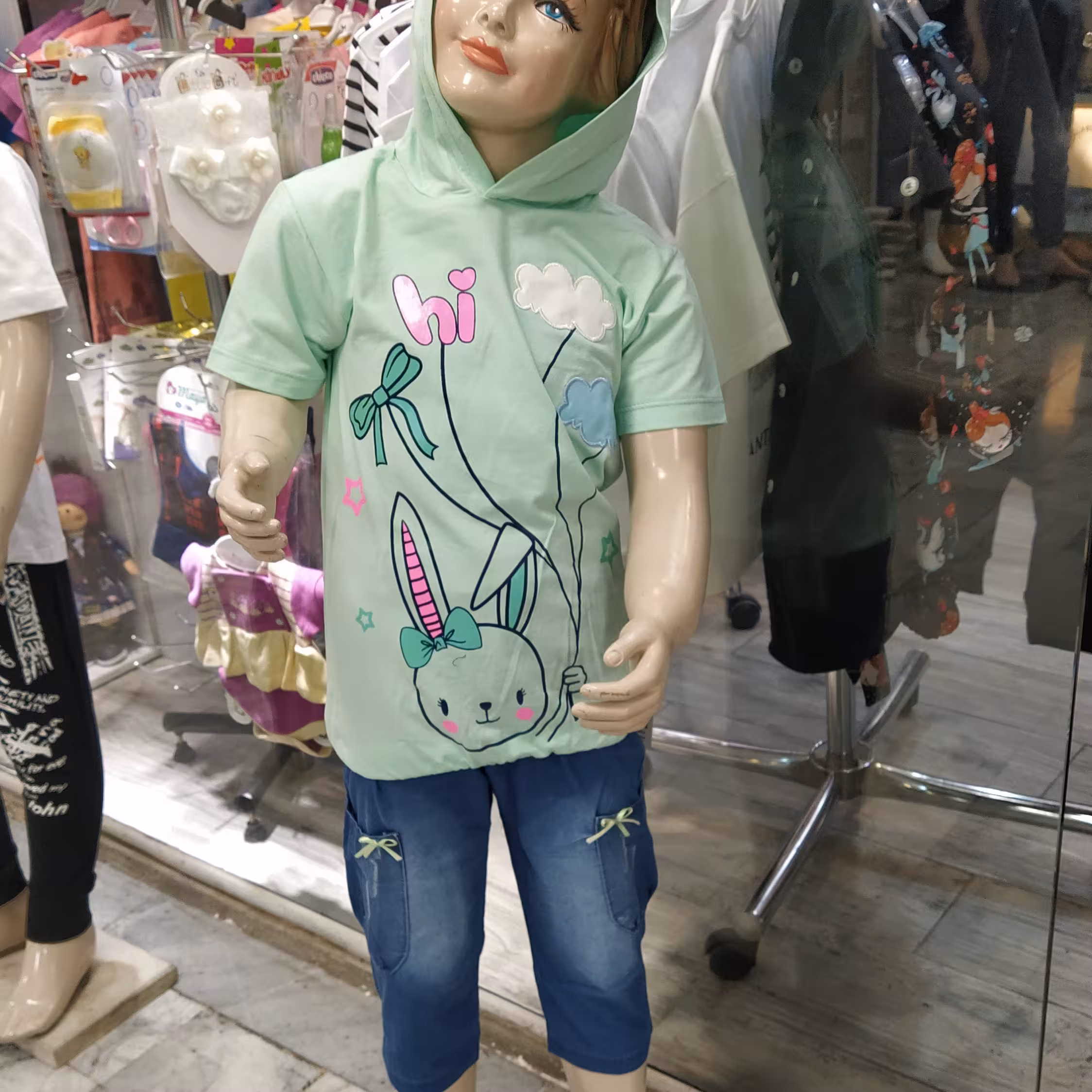 تیشرت و شلوارک لی 