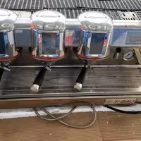 دستگاه اسپرسو ساز صنعتی جیمبالی بیزرا سیمونلی گاسروبک دلونگی