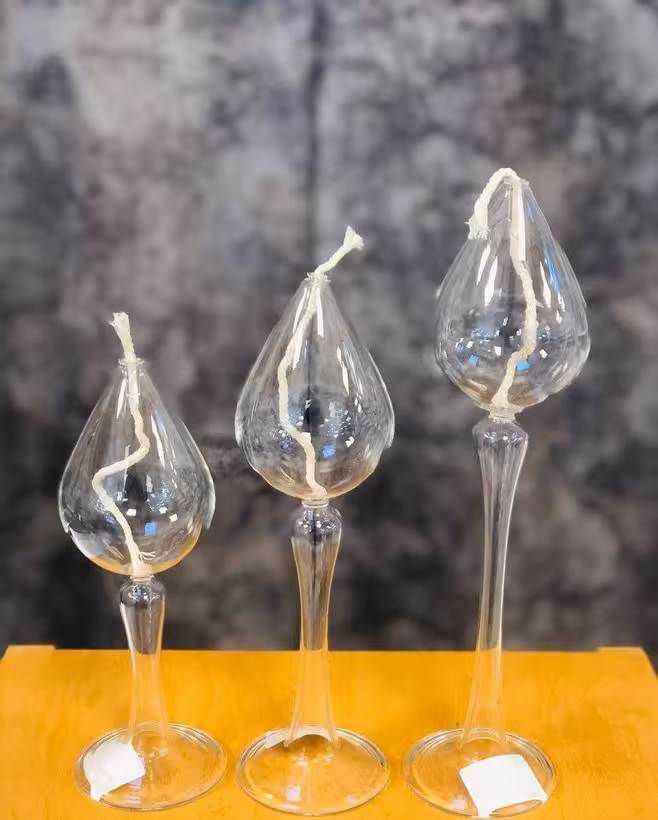 جا شمعی طرح اشک