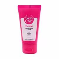 کرم ضد آفتاب SPF50 ویتامین ای اسکین شیک (Skin Chic) مناسب انواع پوست 50 میلی لیتر