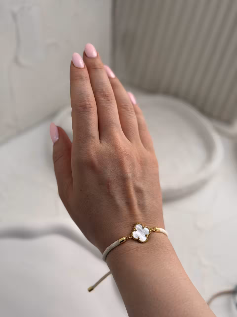 دستبندونکلیف دورو مارشال رنگ کرم فیری سایز