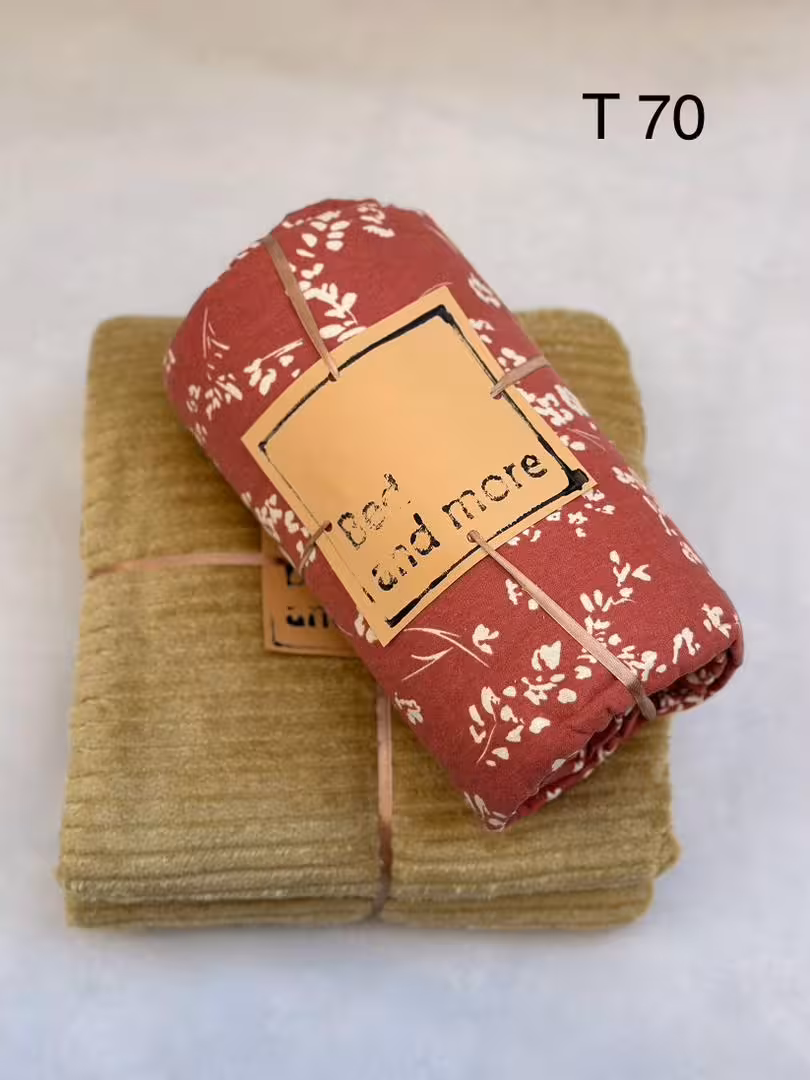 ست پتو و روتختی دونفره چهارتکه کدT70 (کاور تشک،پتو،دوعدد روبالشتی)