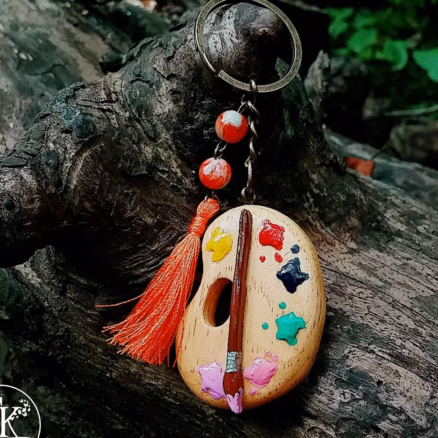 جاکلیدی چوبی طرح پالت رنگ