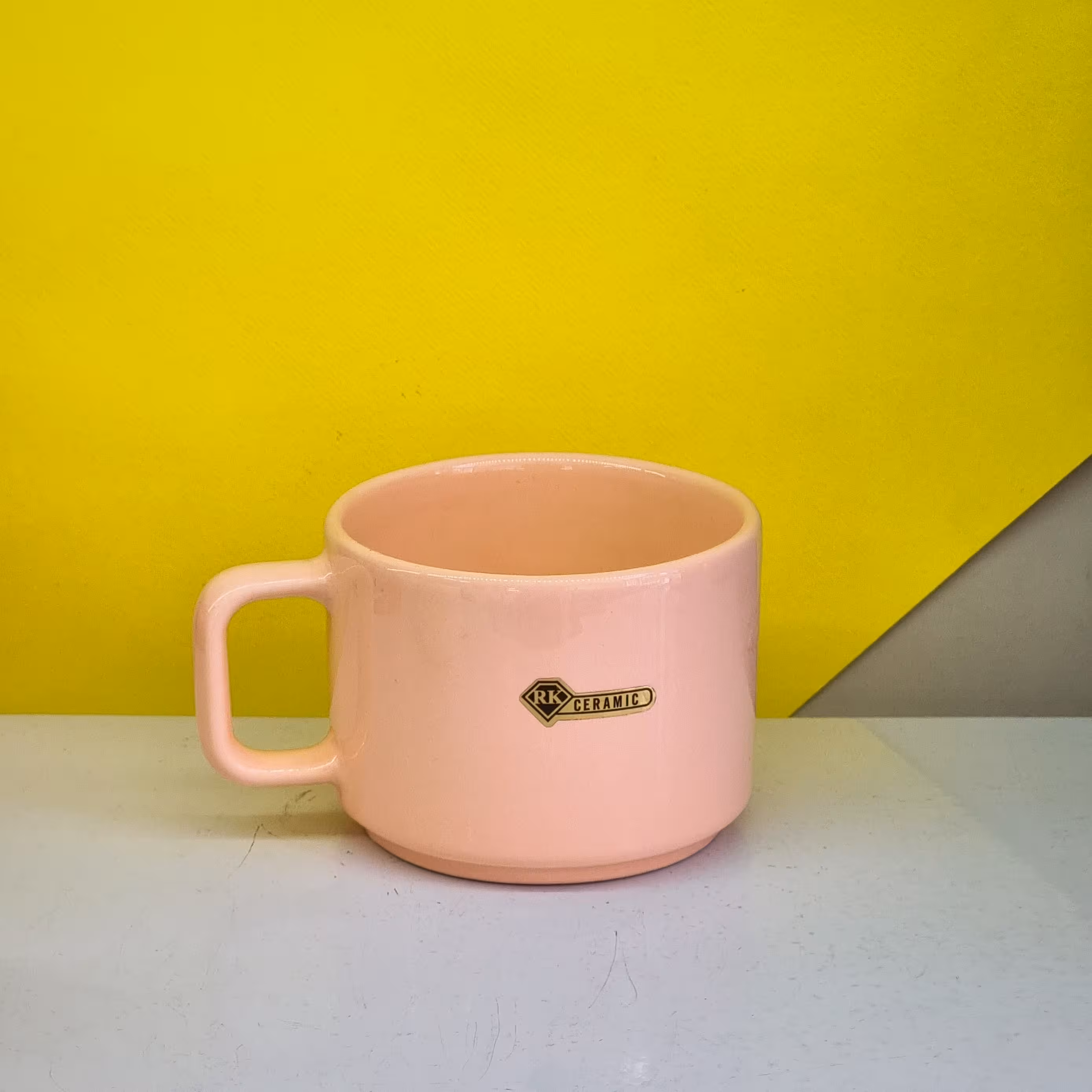 ماگ کوتاه گلبهی