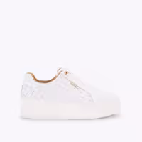 قیمت و خرید کفش ورزشی زنانه سفید کرت گایگر مدل connected laceless weave trainer اورجینال