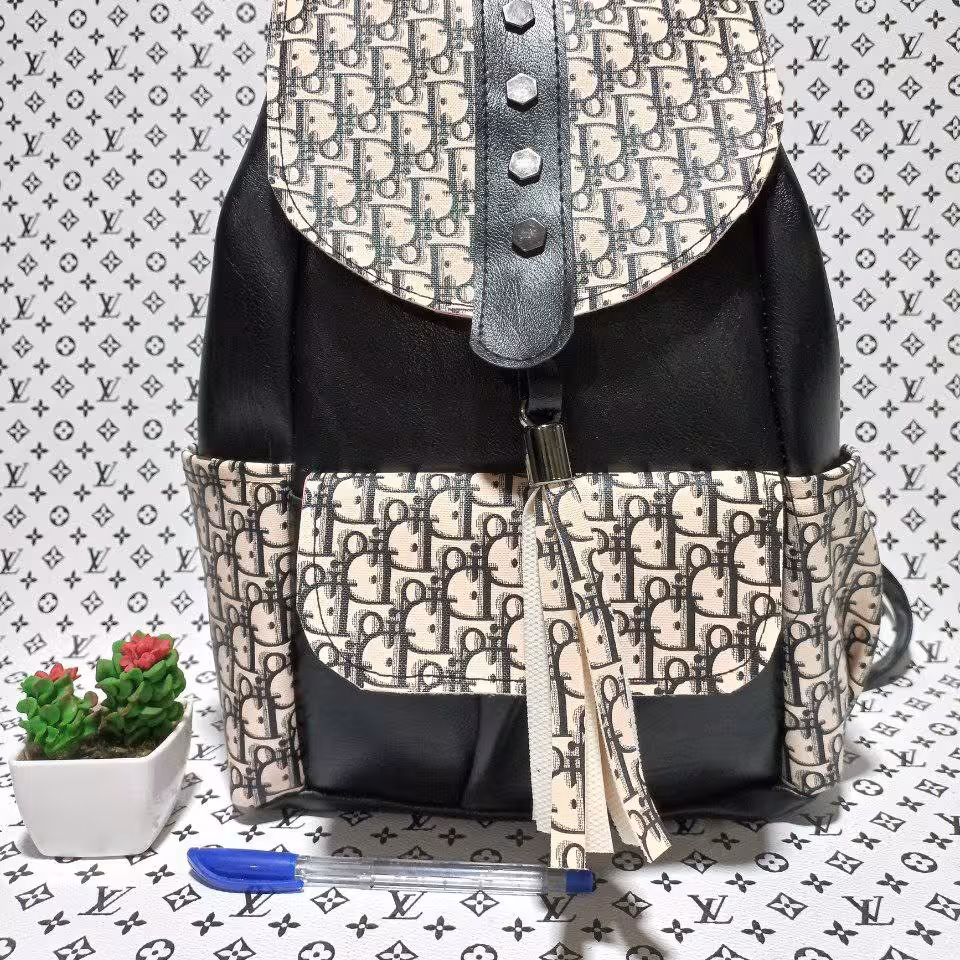 کیف مدرسه ای جنس شسته ابعاد 40در28