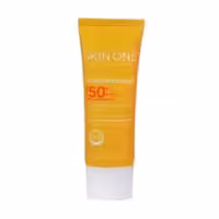 ضد آفتاب SPF50 فاقد چربی اسکین وان مناسب پوست مختلط تا چرب 40 میلی لیتر