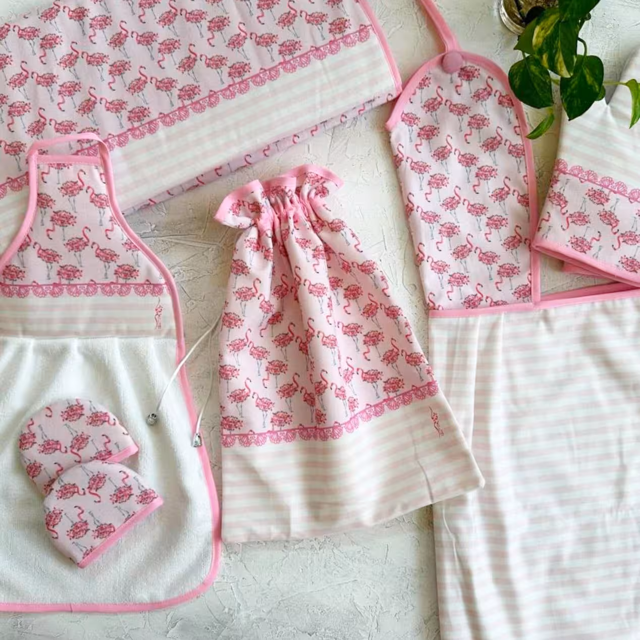 سرویس آشپزخانه مخمل 15 تکه طرح 45 مدل لیانا