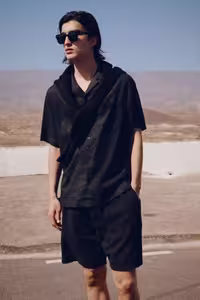 پیراهن بلوز دکمه دار مردانه کتانی و کوتاه پوشیده از لباس مناسب H&M