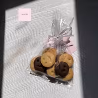 کوکی آدمک وانیلی و شکلاتی (بسته 10 عددی)