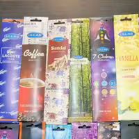 عود شاخه ای هندی با رایحه های مختلف (پس کرایه)