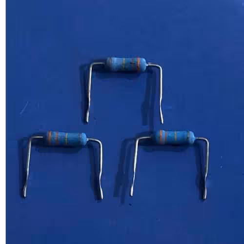 مقاومت 330 کیلو اهم 1وات متال اکسید پایه خمیده
