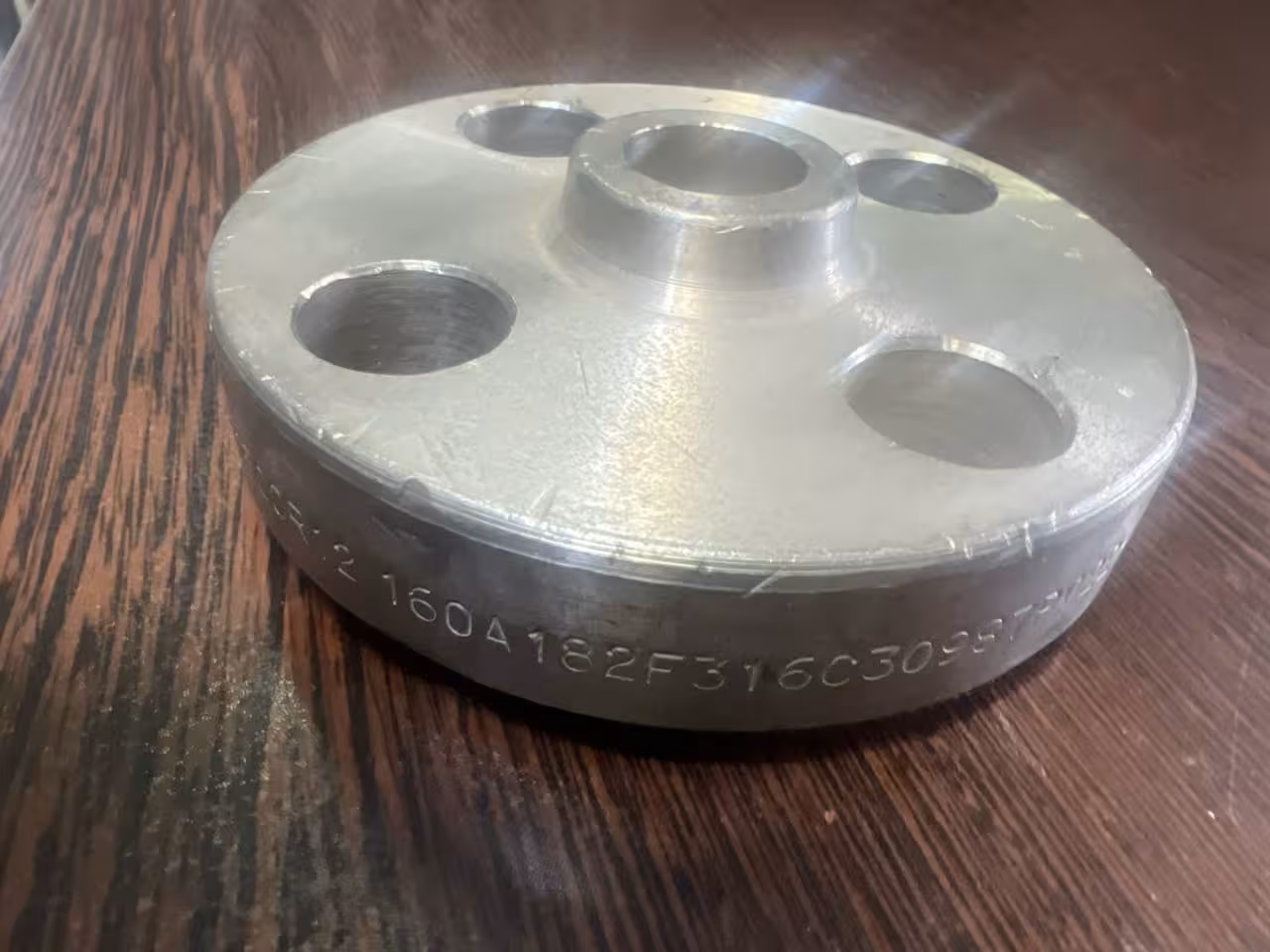 فلنج  ساکت ولد استنلس استیل RTJ "1/2  کلاس 1500رده 160  از جنس SA182F316 فابریک