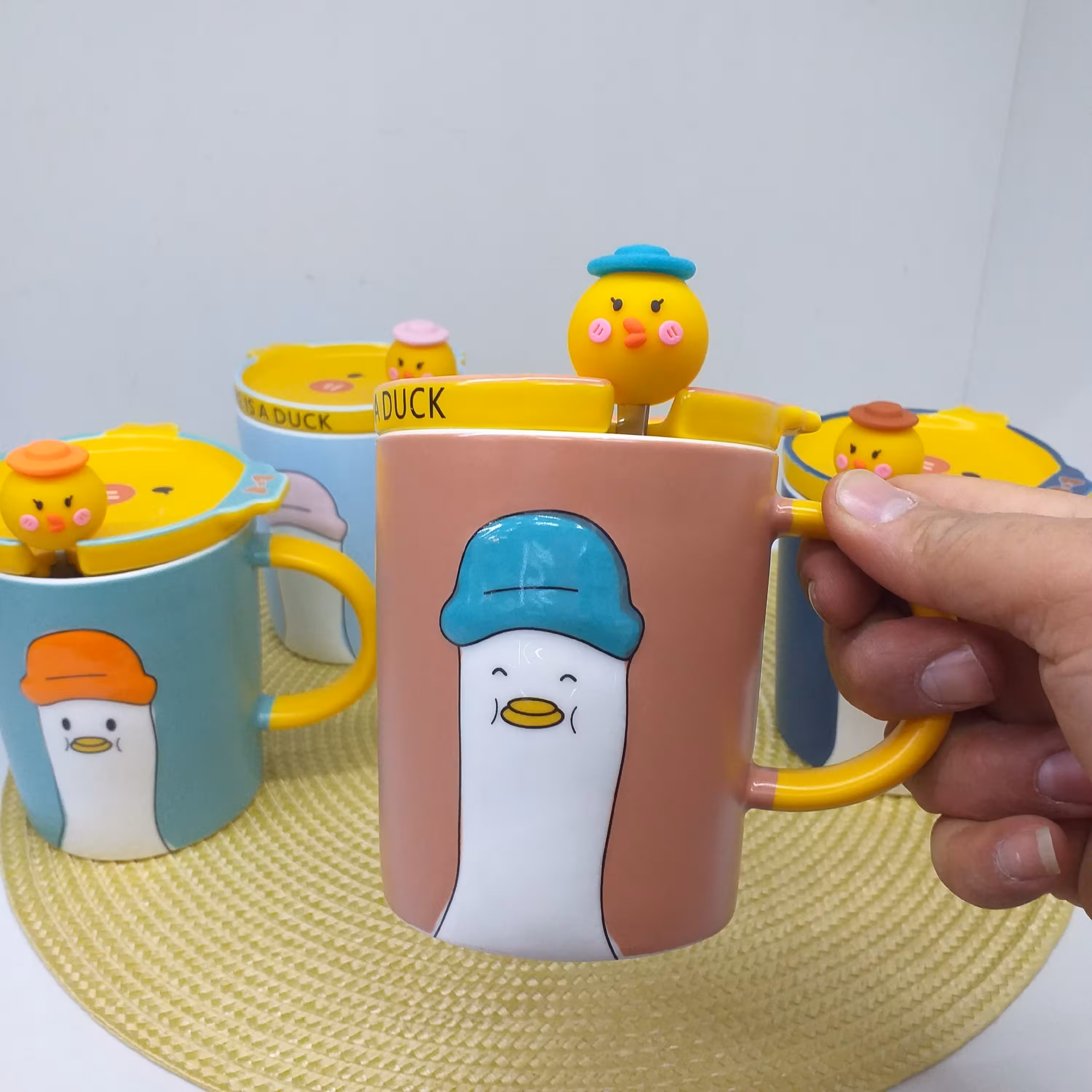 ماگ اردکی قاشق دار  سلیکونی وارداتی 