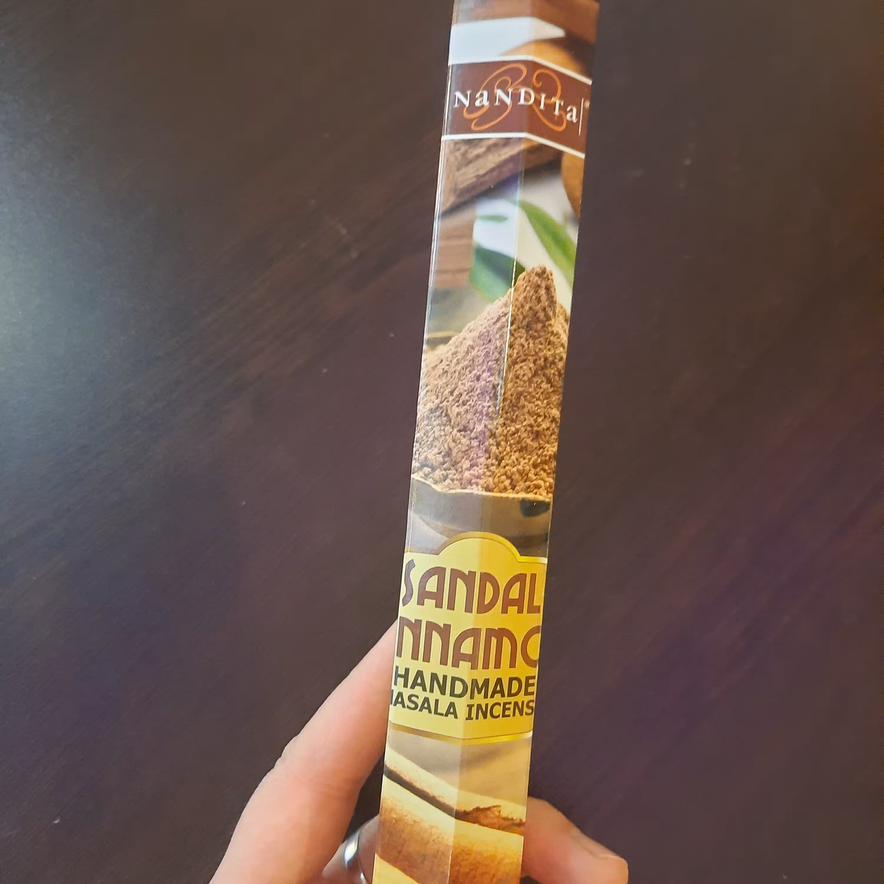 انواع عود تور  اصلی با راحیه های بسیار عالی ماندگاری عالی محصول هندوستان