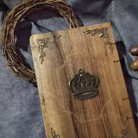 دفتر دستساز چوبی تاج