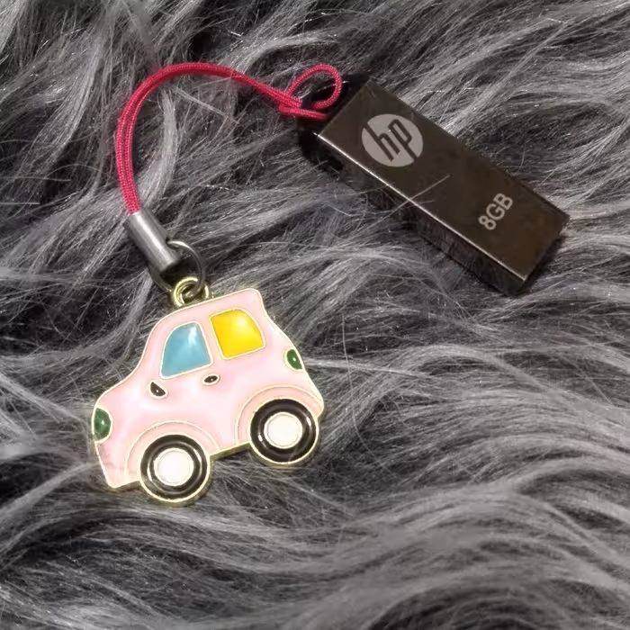 بند نگهدارنده فلش مموری مدل ماشین مینی ماینر