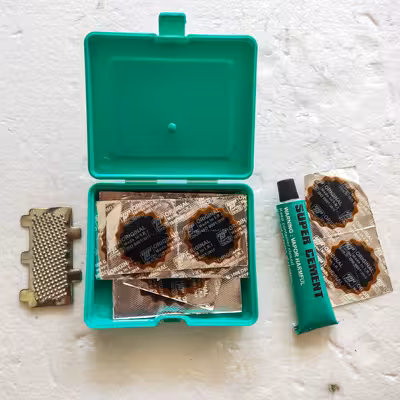 چسب و وصله پنچرگیری تیوب مدل MNT - 958 مجموعه 12 عددی