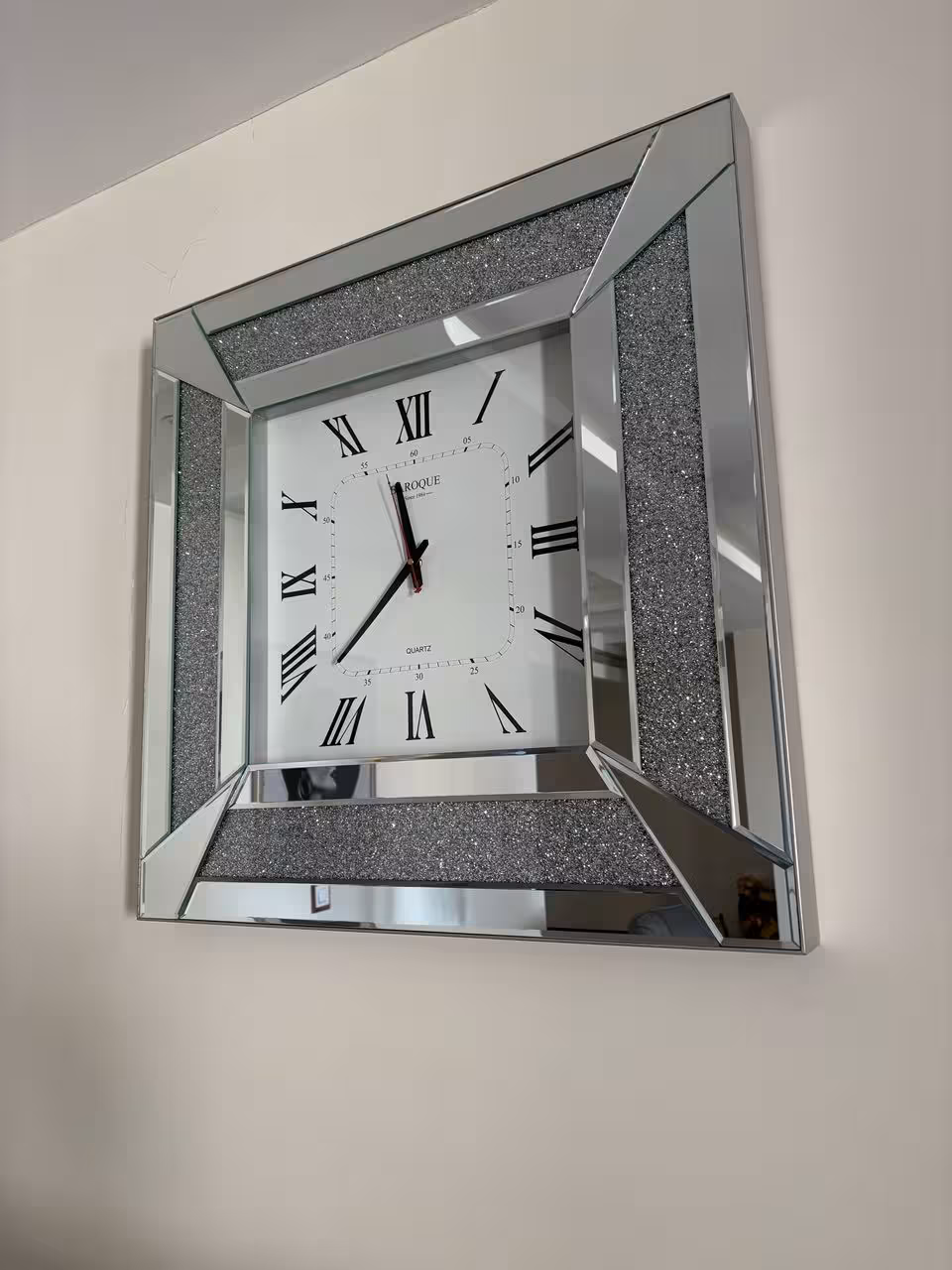 ساعت بزرگ اینه ای کدکالا  911