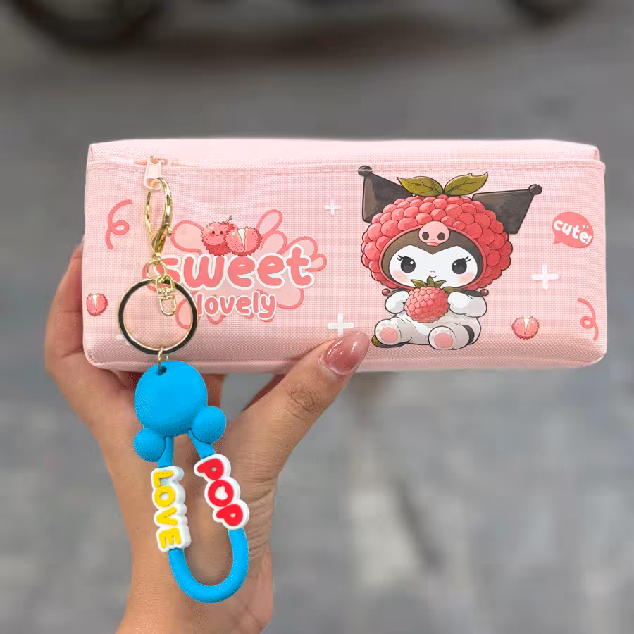 جامدادی همراه با آویز طرح کرومی 002