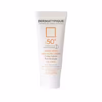ضد آفتاب بی رنگ آنتی آکنه درماتیپیک مناسب پوست چرب و جوش دار SPF 50  حجم 40 میلی لیتر