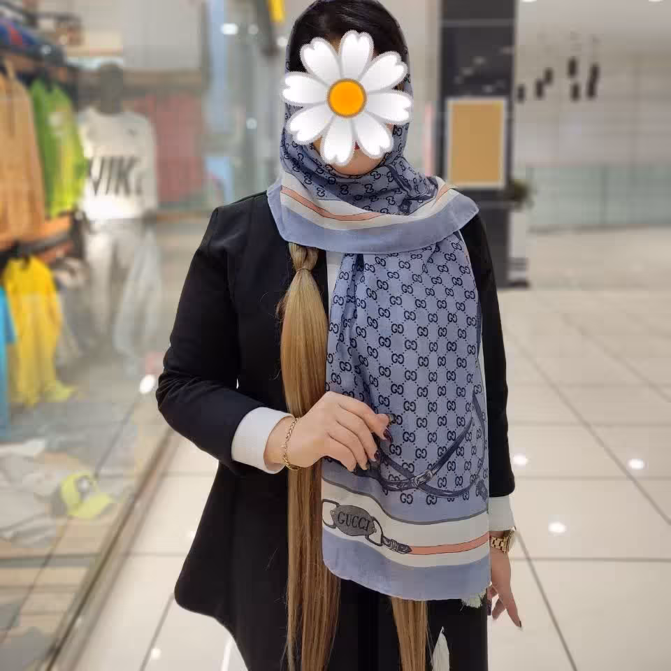 شال نخ پنبه منگوله دار طرح گوچی 