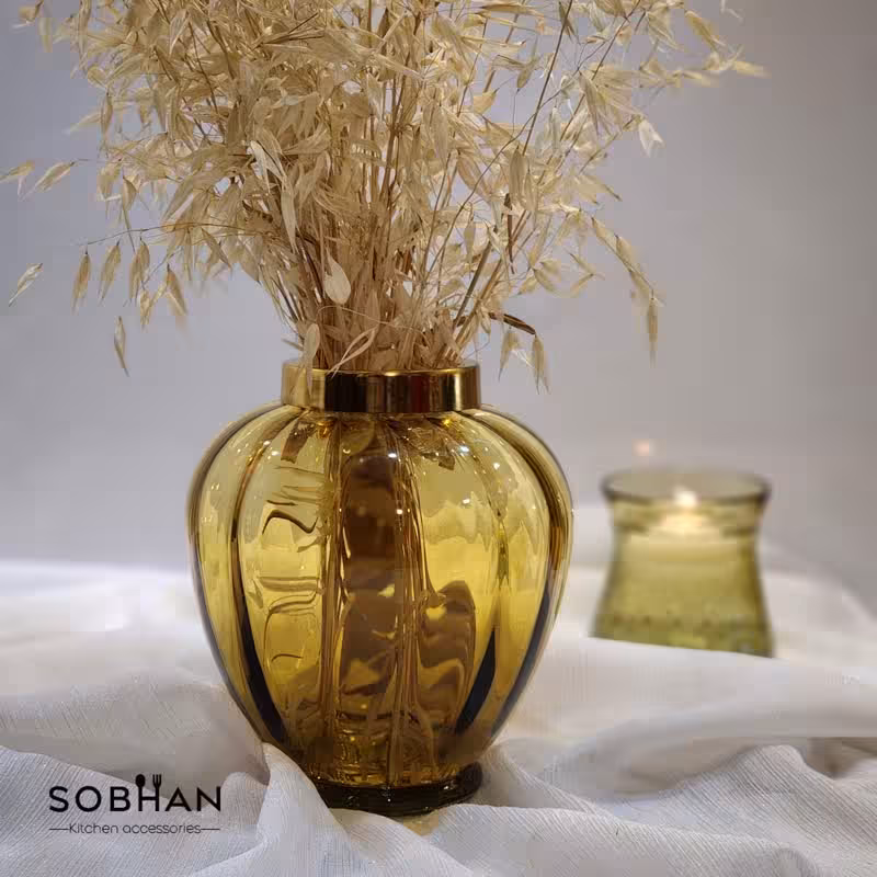 گلدان یاس طوق دار