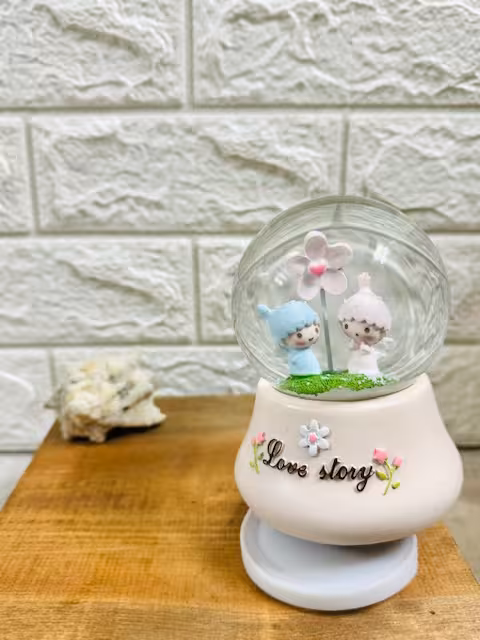 گوی موزیکال پایه دارطرح دختروپسر5