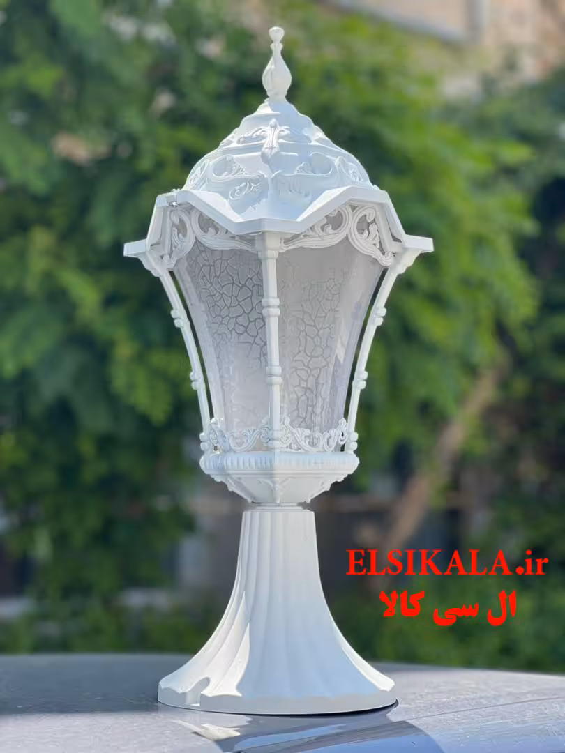 چراغ حیاطی سردری سفید مدل ویداس